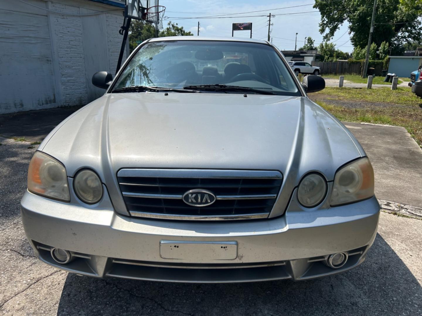 2004 Kia Optima (KNAGD126945) , located at 1758 Cassat Ave., Jacksonville, FL, 32210, (904) 384-2799, 30.286720, -81.730652 - $3500.00----------2004 KIA OPTIMA LX 129,627 MILES EXTRA CLEAN ICE-COLD AIR CONDITIONING 4-DOOR SUNROOF ALLOYS SPOILER RUNS GREAT ASK ABOUT 50/50 BHPH FINANCING FOR THIS VEHICLE CALL US NOW @ 904-384-2799 - Photo#0